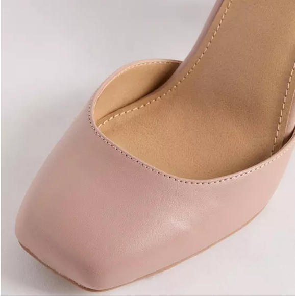 Torrid Beige Block Heel Size 8W - Picture 4 of 12